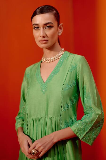 Buy Devnaagri Green , Chanderi, Organza Patra And Dori Work Kurta Palazzo Set Online at Aza Fashions Buy_Devnaagri_Green , Chanderi, Organza Patra And Dori Work Kurta Palazzo Set _Online_at_Aza_Fashions