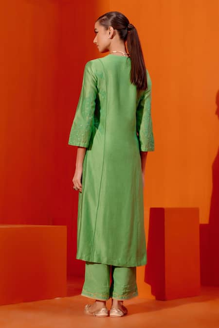 Shop Devnaagri Green , Chanderi, Organza Patra And Dori Work Kurta Palazzo Set at Aza Fashions Shop_Devnaagri_Green , Chanderi, Organza Patra And Dori Work Kurta Palazzo Set _at_Aza_Fashions