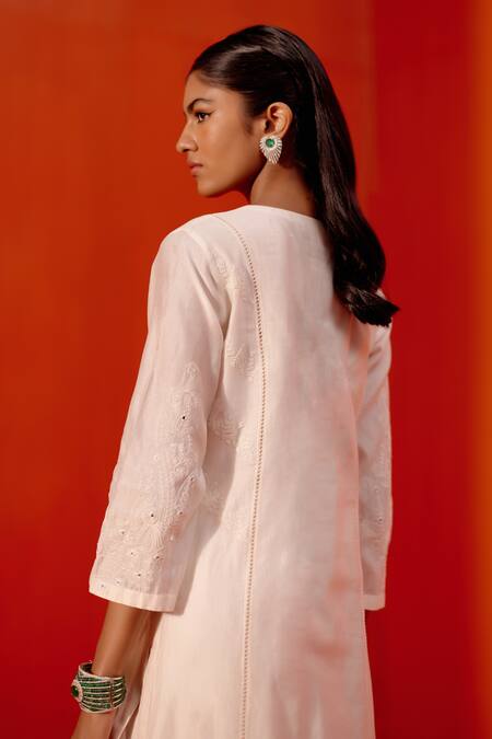 Shop Devnaagri Ivory , Chanderi, Organza Dori And Patra Work Kurta Palazzo Set Online at Aza Fashions Shop_Devnaagri_Ivory , Chanderi, Organza Dori And Patra Work Kurta Palazzo Set _Online_at_Aza_Fashions