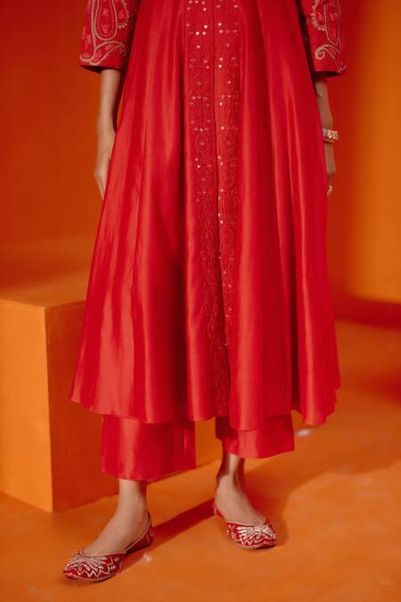 Devnaagri Red Chanderi, Silk Organza Diamonds, Embroidery Dori And Patra Anarkali Set Online at Aza Fashions Devnaagri_Red Chanderi, Silk Organza Diamonds, Embroidery Dori And Patra Anarkali Set _Online_at_Aza_Fashions