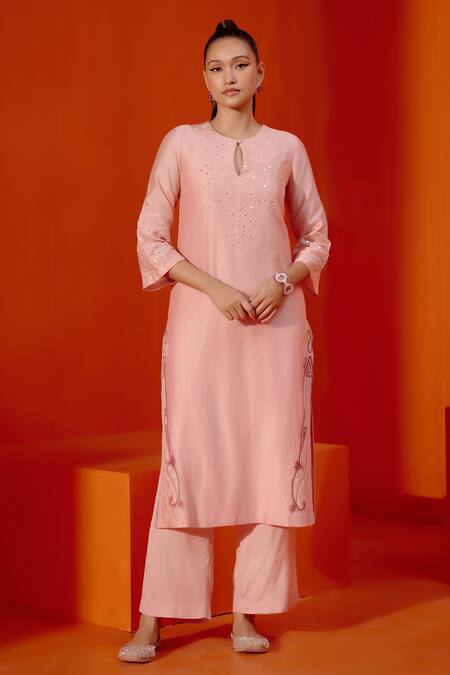 Devnaagri Pink Chanderi, Silk Organza Embroidery, Dori And Patra Work Kurta Palazzo Set Online at Aza Fashions Devnaagri_Pink Chanderi, Silk Organza Embroidery, Dori And Patra Work Kurta Palazzo Set _Online_at_Aza_Fashions