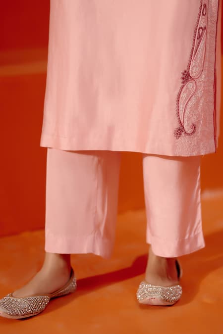 Devnaagri Pink Chanderi, Silk Organza Embroidery, Dori And Patra Work Kurta Palazzo Set at Aza Fashions Devnaagri_Pink Chanderi, Silk Organza Embroidery, Dori And Patra Work Kurta Palazzo Set _at_Aza_Fashions