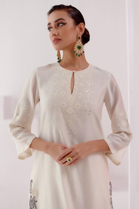Buy Devnaagri Ivory Chanderi, Silk Organza Embroidery Patra And Dori Work Kurta Palazzo Set Online at Aza Fashions Buy_Devnaagri_Ivory Chanderi, Silk Organza Embroidery Patra And Dori Work Kurta Palazzo Set _Online_at_Aza_Fashions