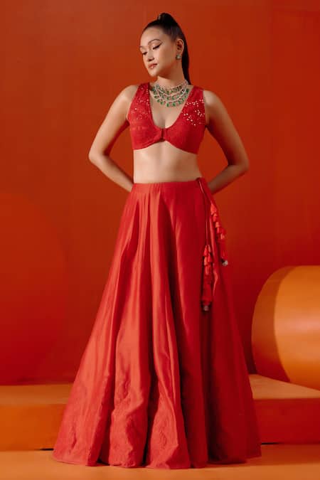 Devnaagri Red Cotton Satin, Silk Organza, Chanderi Embroidery, Floral Dori Lehenga Set Online at Aza Fashions Devnaagri_Red Cotton Satin, Silk Organza, Chanderi Embroidery, Floral Dori Lehenga Set _Online_at_Aza_Fashions