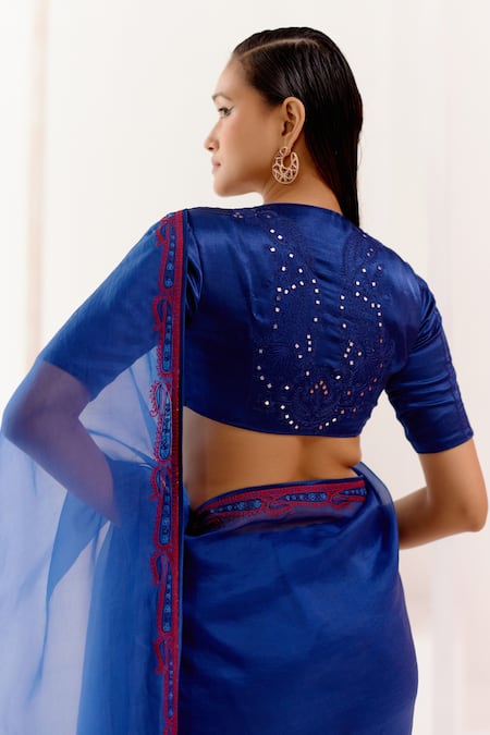 Devnaagri Blue Silk Organza Embroidery Plunge Neck Dori Border Saree With Blouse at Aza Fashions Devnaagri_Blue Silk Organza Embroidery Plunge Neck Dori Border Saree With Blouse _at_Aza_Fashions