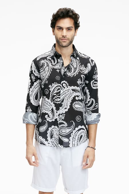 Terra Luna Black Cotton Dante Paisley Print Shirt Online at Aza Fashions Terra Luna_Black Cotton Dante Paisley Print Shirt _Online_at_Aza_Fashions
