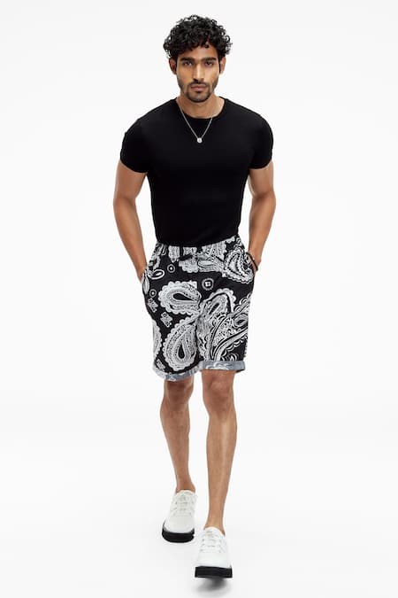 Terra Luna Laroc Noir Paisley Print Shorts 