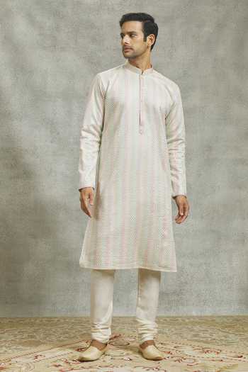 Aariyana Couture Off White Silk Embroidery Geometric Bloom Kurta Set at Aza Fashions Aariyana Couture_Off White Silk Embroidery Geometric Bloom Kurta Set _at_Aza_Fashions