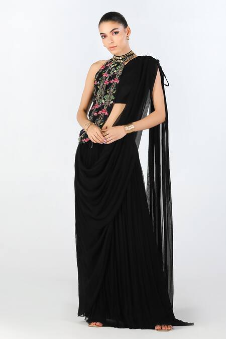 Buy Limerick By Abirr N' Nanki Black Crepe Floral One Shoulder Brittany Pre-draped Saree Set Online at Aza Fashions Buy_Limerick By Abirr N' Nanki_Black Crepe Floral One Shoulder Brittany Pre-draped Saree Set _Online_at_Aza_Fashions