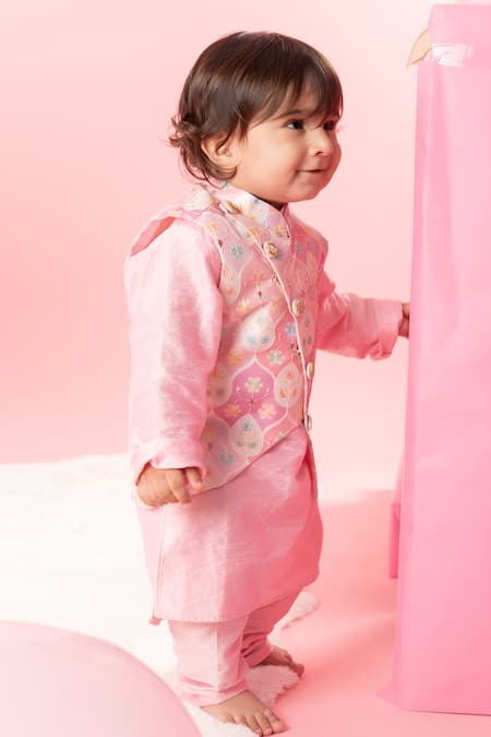 Shop Kirti Agarwal - Pret N Couture Pink Silk, Cotton Embroidery Floral Bundi Kurta Set at Aza Fashions Shop_Kirti Agarwal - Pret N Couture_Pink Silk, Cotton Embroidery Floral Bundi Kurta Set _at_Aza_Fashions