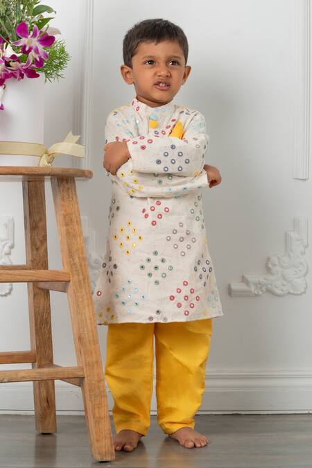 Kirti Agarwal - Pret N Couture_Off White , Satin, Linen Mirrors Embellished Kurta With Pyjama_Online_at_Aza_Fashions