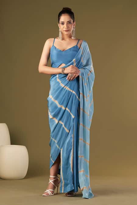 Buy Affroz Blue Viscose Pearls Sweetheart Neck Tie Dye Pre-draped Saree With Blouse at Aza Fashions Buy_Affroz_Blue Viscose Pearls Sweetheart Neck Tie Dye Pre-draped Saree With Blouse_at_Aza_Fashions