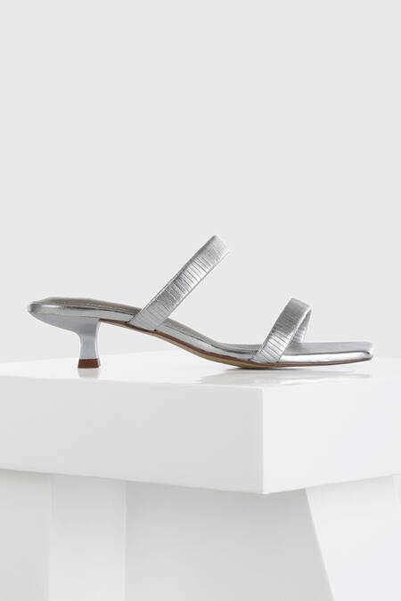 Oroh_Silver Square Front Textured Sandals_Online_at_Aza_Fashions