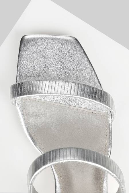 Oroh_Silver Square Front Textured Sandals_at_Aza_Fashions