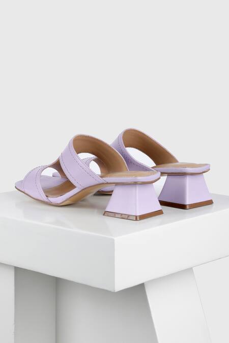 Buy_Oroh_Purple Embroidery, Cut Work Monzon Stitchline Border Sandal_Online_at_Aza_Fashions