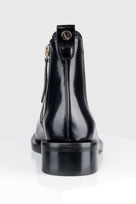 Buy Oroh Black Cambrils Round Toe Ankle Boots Online at Aza Fashions Buy_Oroh_Black Cambrils Round Toe Ankle Boots _Online_at_Aza_Fashions