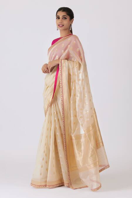 Shimai Jayachandra Cream Silk, Cotton My Beloved Rose Garden Saree With 2 Unstitched Blouse Pieces Online at Aza Fashions Shimai Jayachandra_Cream Silk, Cotton My Beloved Rose Garden Saree With 2 Unstitched Blouse Pieces _Online_at_Aza_Fashions