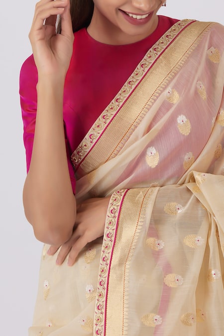 Shop Shimai Jayachandra Cream Silk, Cotton My Beloved Rose Garden Saree With 2 Unstitched Blouse Pieces Online at Aza Fashions Shop_Shimai Jayachandra_Cream Silk, Cotton My Beloved Rose Garden Saree With 2 Unstitched Blouse Pieces _Online_at_Aza_Fashions