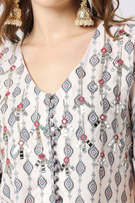 Buy_Adamantia_Off White Muslin Silk Printed And Hand Embroidered Ikat Kurta & Pant Set  _Online_at_Aza_Fashions