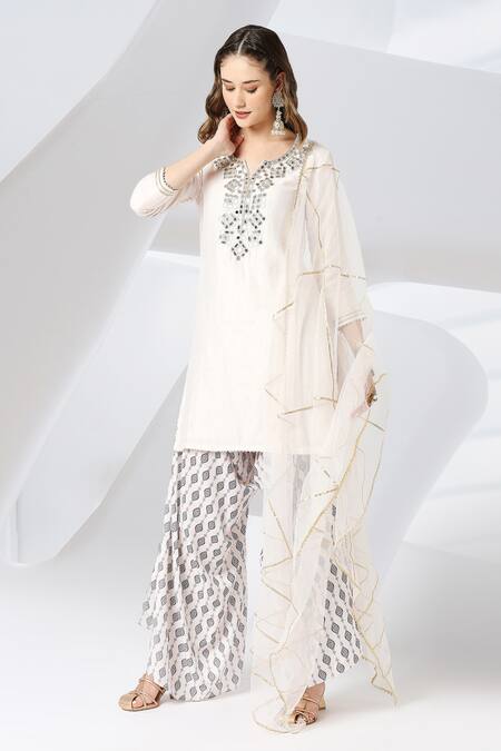 Buy_Adamantia_Off White Embroidered Kurta Printed Pant Set _Online_at_Aza_Fashions