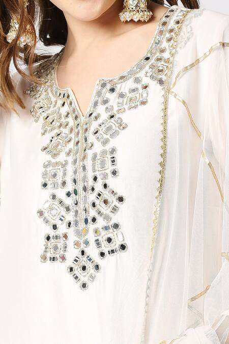 Shop_Adamantia_Off White Embroidered Kurta Printed Pant Set _Online_at_Aza_Fashions