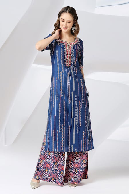Adamantia_Blue Muslin, Silk Mirrors, Cut Work, Embroidery Patola Print Kurta And Palazzo Set _Online_at_Aza_Fashions