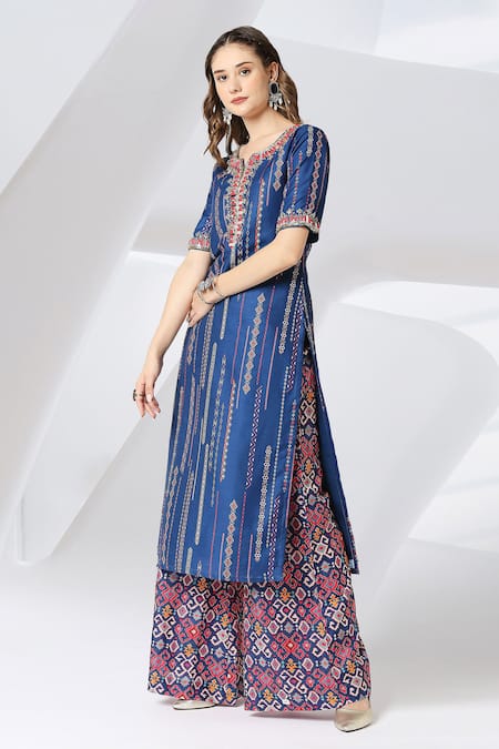 Buy_Adamantia_Blue Muslin, Silk Mirrors, Cut Work, Embroidery Patola Print Kurta And Palazzo Set _Online_at_Aza_Fashions