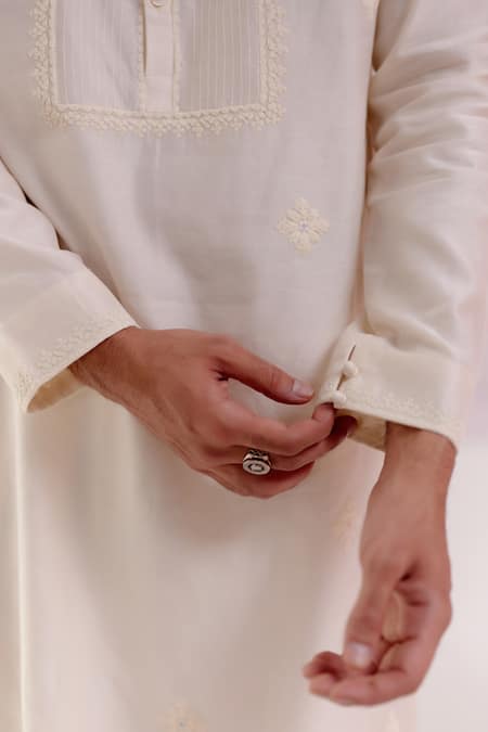 Shop Devnaagri Ivory Silk Organza, Cotton Scattered Floral Butti Kurta With Churidar Online at Aza Fashions Shop_Devnaagri_Ivory Silk Organza, Cotton Scattered Floral Butti Kurta With Churidar _Online_at_Aza_Fashions