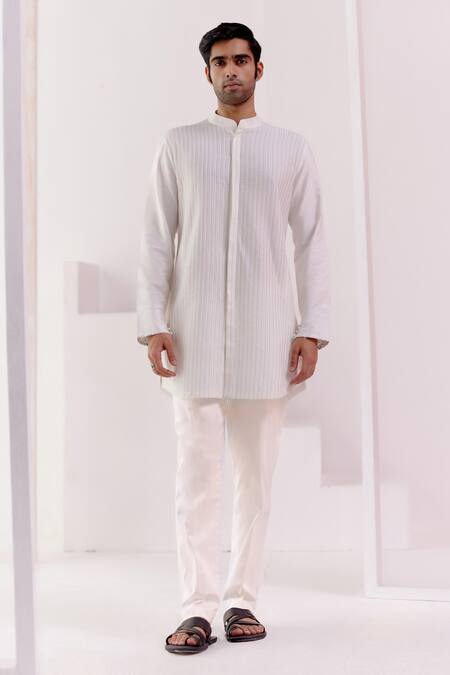 Devnaagri Ivory Cotton Silk Blend Embroidery Thread Kurta With Pant 