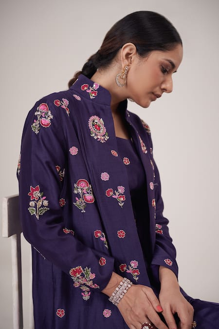 Shop Hirika & Dhruti Purple Silk, Georgette Beads, Embroidery Round Neck, Flora Jacket Lehenga Set at Aza Fashions Shop_Hirika & Dhruti_Purple Silk, Georgette Beads, Embroidery Round Neck, Flora Jacket Lehenga Set _at_Aza_Fashions