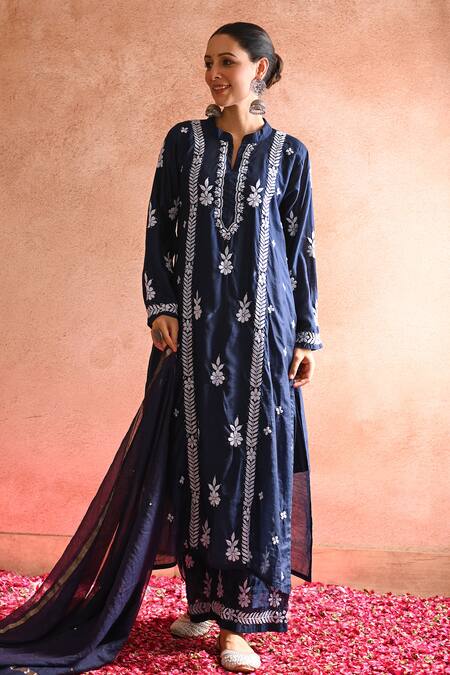 Buy_House Of Chikankari_Blue Chanderi Hand Embroidered Chikankari Thread Aabis Kurta Set _Online_at_Aza_Fashions