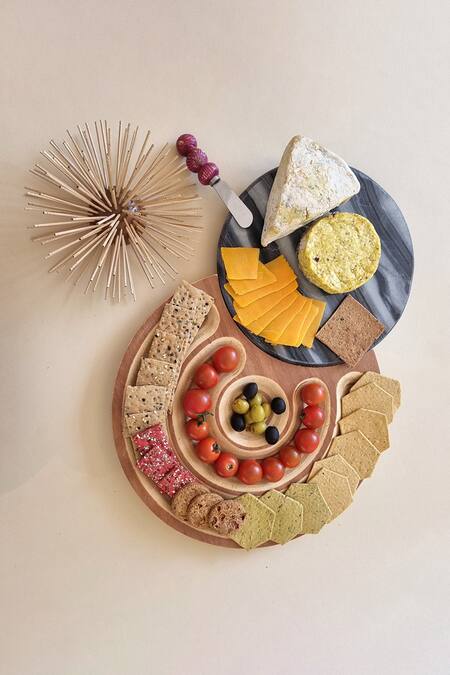 Shop_Tessera_Black Wood, Marble Stemma Ridged Platter_Online_at_Aza_Fashions