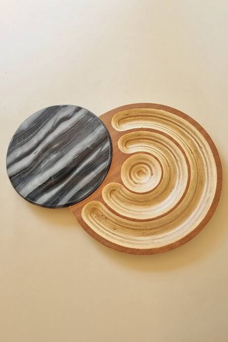 Buy_Tessera_Black Wood, Marble Stemma Ridged Platter_Online_at_Aza_Fashions