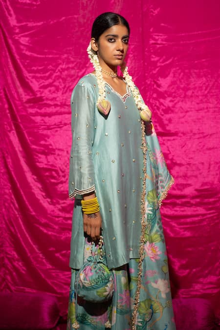 Shop_Chrkha_Green Chanderi Silk Embroidery, Sequins, Pearls Scoop Neck Kurta Set _Online_at_Aza_Fashions