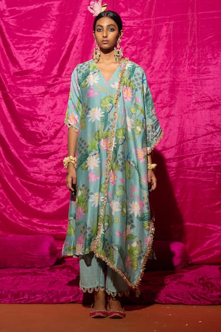Chrkha Green Chanderi Silk, Cotton Embroidery, Pearls V-neck Flower Print Kurta Set 