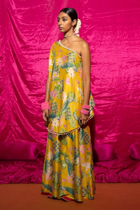 Buy_Chrkha_Yellow Chanderi Silk Pearls, Sequins Peacock Print Kaftan And Flared Pant Set _Online_at_Aza_Fashions