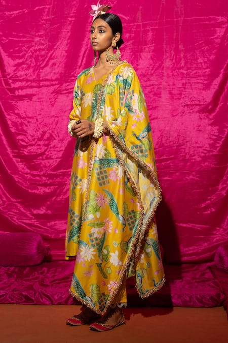 Chrkha_Yellow Chanderi Silk, Cotton Pearls V-neck Blossom Print Kurta Set _Online_at_Aza_Fashions