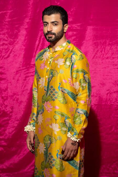 Buy_Chrkha_Yellow Cotton Satin, Chanderi Silk Printed Kurta And Pant Set _Online_at_Aza_Fashions
