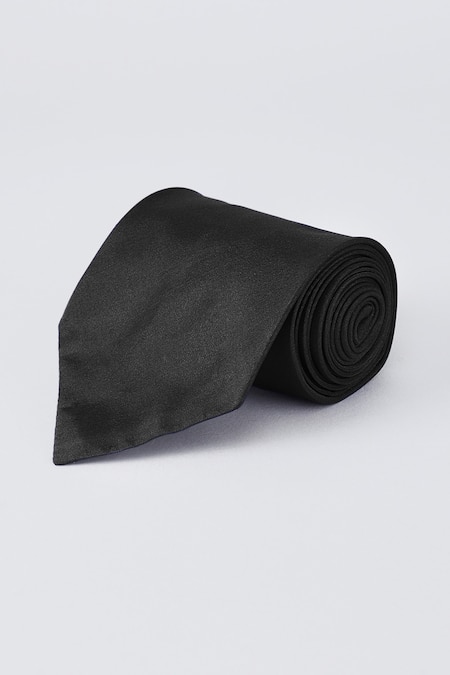 BUBBER COUTURE Noir Silk Plain Necktie 