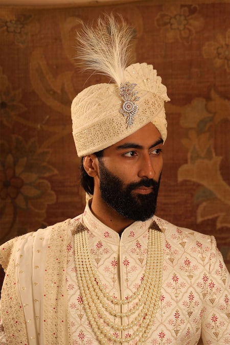 Cosa Nostraa Gold Flower Myth Embellished Kalangi Online at Aza Fashions Cosa Nostraa_Gold Flower Myth Embellished Kalangi _Online_at_Aza_Fashions