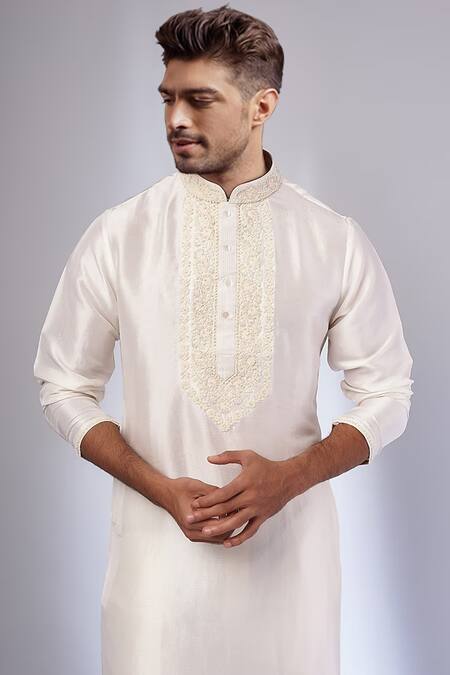 Sammohan Ceremonial Ivory Pure Silk Dori Work Kurta And Pant Set Online at Aza Fashions Sammohan Ceremonial_Ivory Pure Silk Dori Work Kurta And Pant Set_Online_at_Aza_Fashions