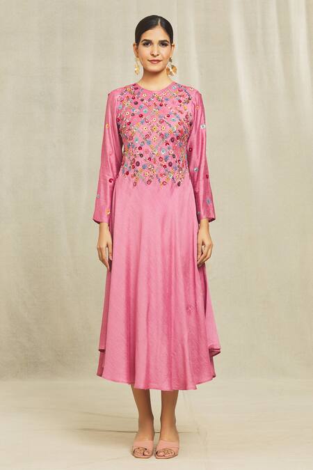 Buy Bhusattva Pink Floral Hand Embroidered Organic Silk Kurta Online at Aza Fashions Buy_Bhusattva_Pink Floral Hand Embroidered Organic Silk Kurta _Online_at_Aza_Fashions
