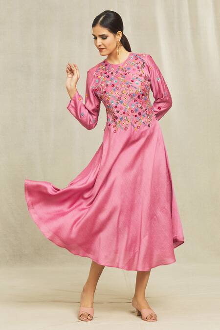 Shop Bhusattva Pink Floral Hand Embroidered Organic Silk Kurta Online at Aza Fashions Shop_Bhusattva_Pink Floral Hand Embroidered Organic Silk Kurta _Online_at_Aza_Fashions