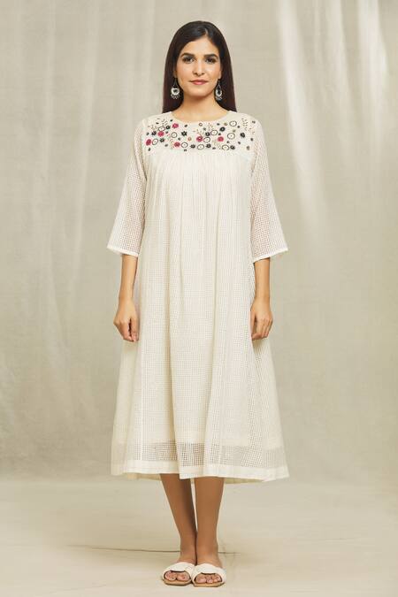 Bhusattva White Cotton, Silk Embroidery Round Neck Floral Yoke Dress Online at Aza Fashions Bhusattva_White Cotton, Silk Embroidery Round Neck Floral Yoke Dress _Online_at_Aza_Fashions