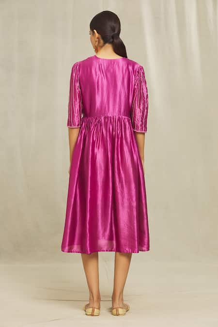 Shop Bhusattva Pink Silk Sequins, Beads, Zari V-neck Floral Hand Embroidered Pleated Dress at Aza Fashions Shop_Bhusattva_Pink Silk Sequins, Beads, Zari V-neck Floral Hand Embroidered Pleated Dress _at_Aza_Fashions