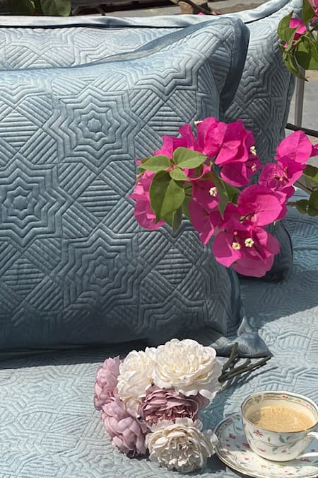 Shop Sadyaska Blue Velvet Pile Quilted Bedsheet Set at Aza Fashions Shop_Sadyaska_Blue Velvet Pile Quilted Bedsheet Set_at_Aza_Fashions