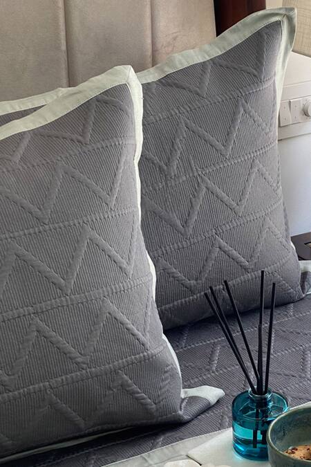 Shop Sadyaska Green 300tc Cotton Quilted Reversible Bedsheet Set at Aza Fashions Shop_Sadyaska_Green 300tc Cotton Quilted Reversible Bedsheet Set_at_Aza_Fashions