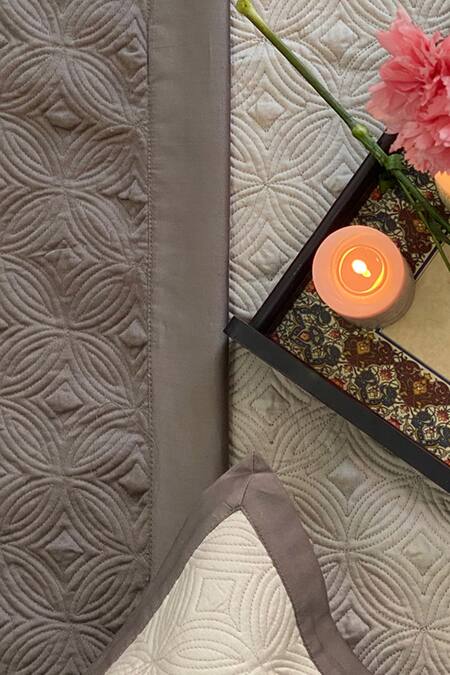Buy_Sadyaska_Beige 300tc Cotton Quilted Reversible Bedsheet Set_Online_at_Aza_Fashions