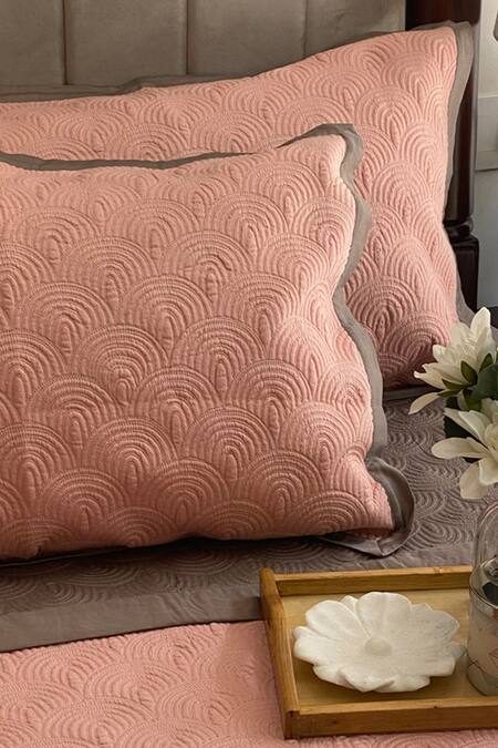 Sadyaska_Peach 300tc Cotton Quilted Reversible Bedsheet Set_Online_at_Aza_Fashions
