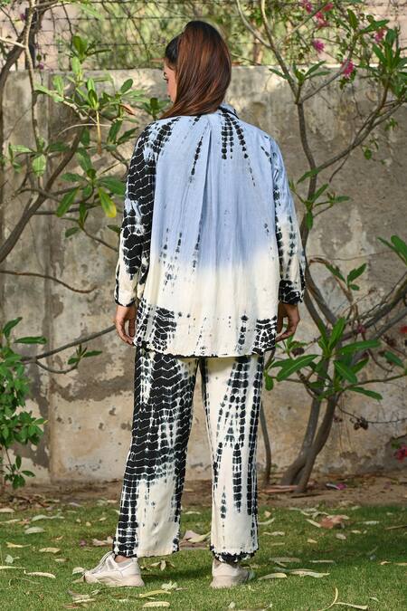 Shop_Nyaro_Black Viscose Shawl Neck Tie Dye Pattern Shirt With Pant _at_Aza_Fashions